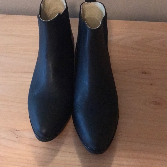 Nisolo Chelsea Boot - Picture 4 of 4